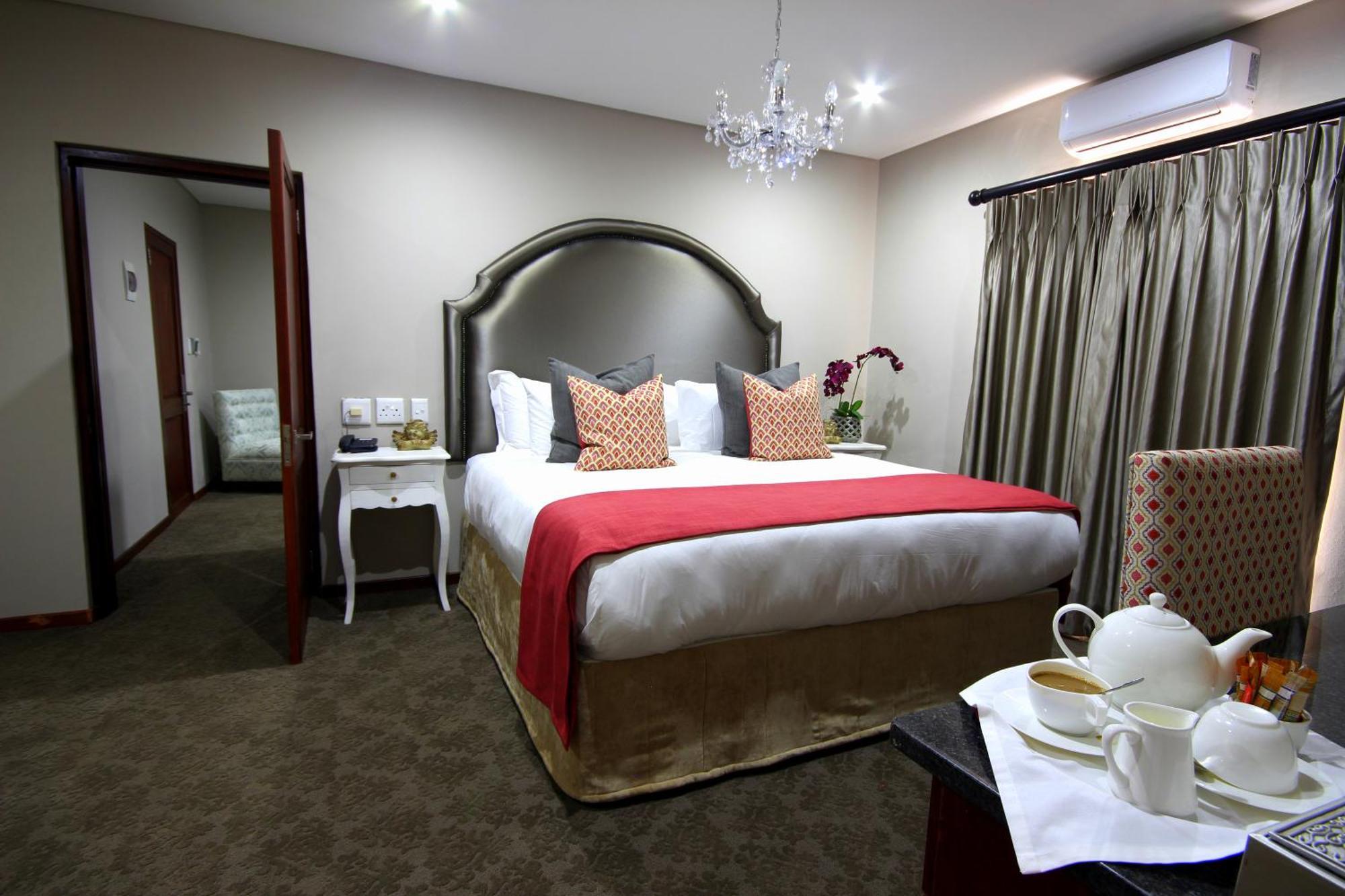 La Villa Spa Mbombela Exterior photo